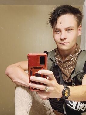 What Up It's Spencer Scott!  😜